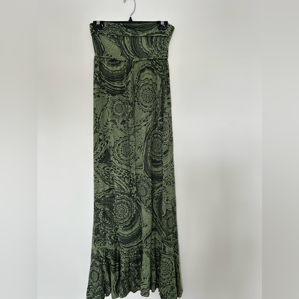 BANANA REPUBLIC strapless maxi dress